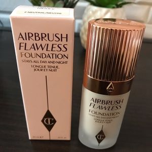 NIB Charlotte Tilbury Airbrush Flawless Foundation